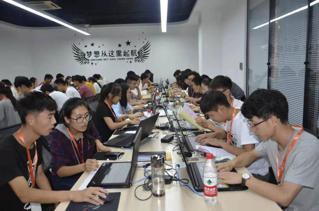 信息管理與信息系統(tǒng)專業(yè) 信息技術(shù)咨詢服務(wù)的核心引擎